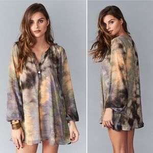 Show Me Your mumu Jamie Tunic in Tie Dye Dreams